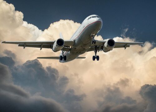 Avión incluido